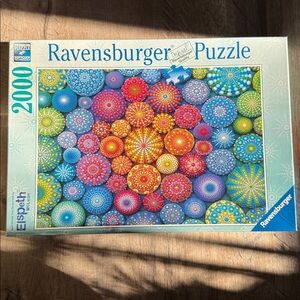 2000 pcs Ravensburger Circular Patterns Puzzle
